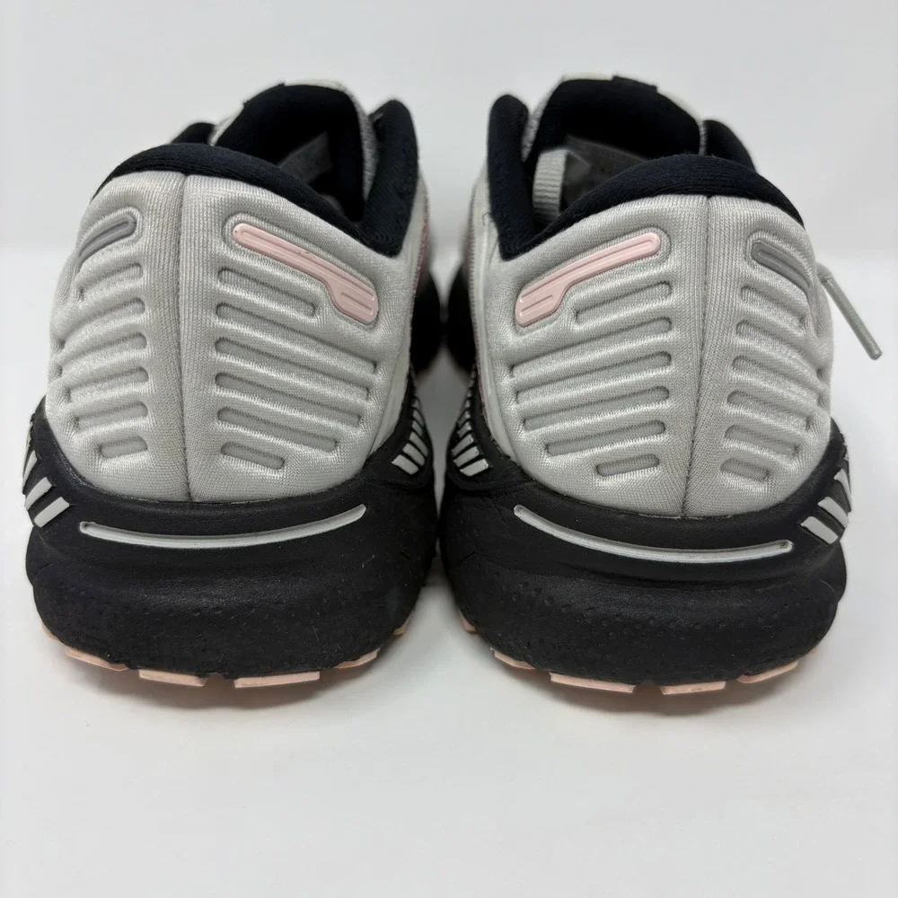 Brooks Adrenaline GTS 22 Womens Size 8.5 Grey Black Running Shoes (1203531B035)